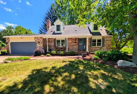 1536 Suzanne, Flushing, MI 48433