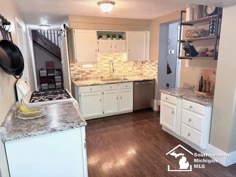 Kitchen - 2911 Whitlock, Jackson, MI 49202 photo 4 of 4