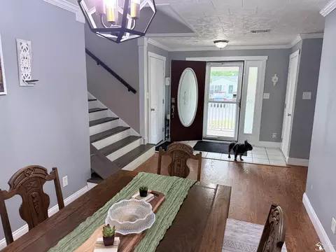Entry Way - 2911 Whitlock, Jackson, MI 49202 photo 2 of 2