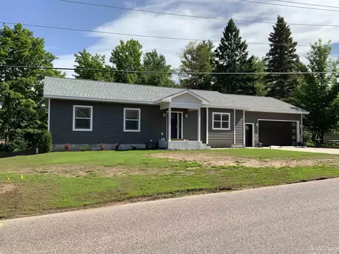 155 Brookton, Marquette, MI 49855