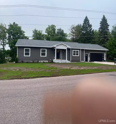 155 Brookton, Marquette, MI 49855
