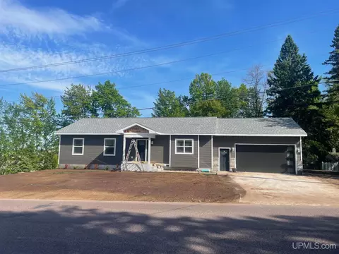 155 Brookton, Marquette, MI 49855
