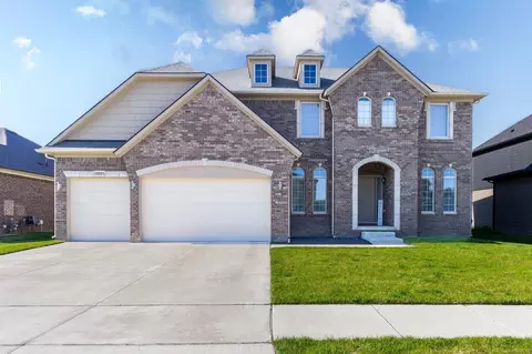 19221 Thompson, Macomb, MI 48042