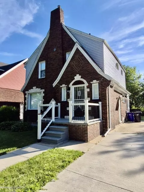 449 Chalmers, Detroit, MI 48215