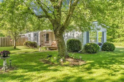 6333 Griswold, Kimball, MI 48074