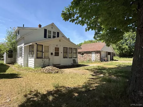 517 Wilson, Kingsford, MI 49802