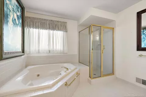 Bath - 17836 Nick, Macomb, MI 48044 photo 8 of 10