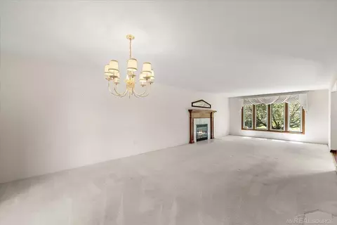 Living - 17836 Nick, Macomb, MI 48044 photo 4 of 7