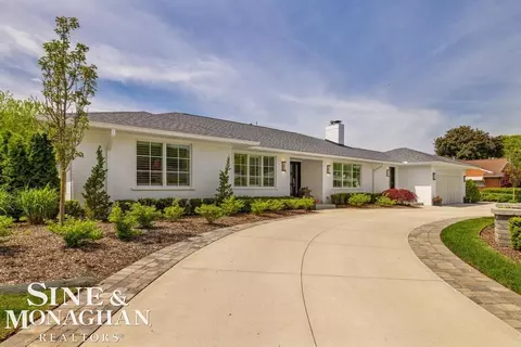 27 Shorecrest, Grosse Pointe Shores, MI 48236