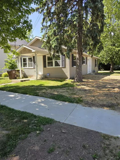 831 E Maumee, Adrian, MI 49221