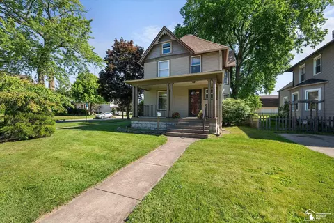 Exterior - 303 E 6th, Monroe, MI 48161 photo 2 of 10
