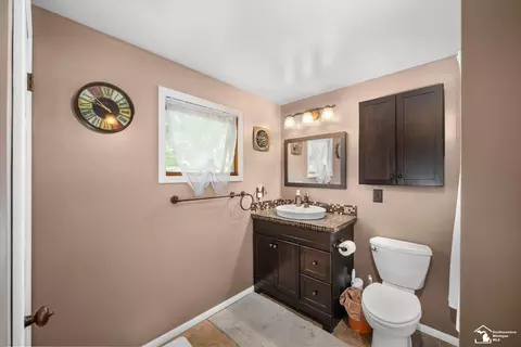 Bath - 303 E 6th, Monroe, MI 48161 photo 1 of 2