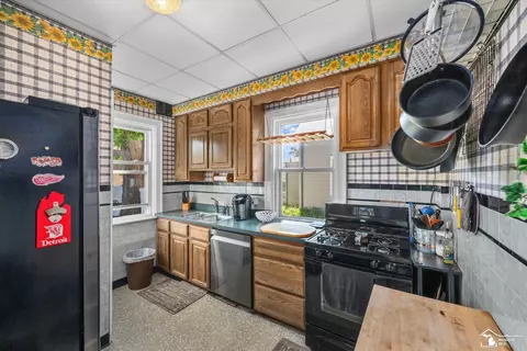 Kitchen - 303 E 6th, Monroe, MI 48161 photo 1 of 2
