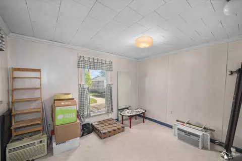 Bedroom - 303 E 6th, Monroe, MI 48161 photo 6 of 8