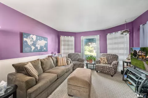 Living - 303 E 6th, Monroe, MI 48161 photo 1 of 1