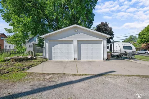 Exterior - 303 E 6th, Monroe, MI 48161 photo 10 of 10