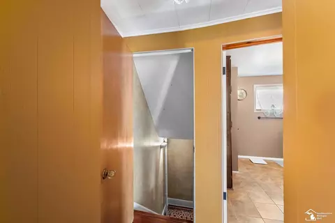 Entry Way - 303 E 6th, Monroe, MI 48161 photo 5 of 6