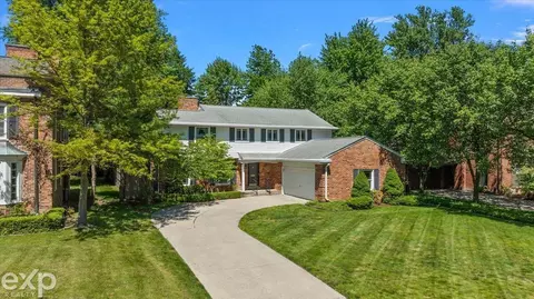 Other - 100 Moran, Grosse Pointe Farms, MI 48236 photo 2 of 11
