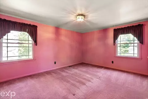 Bedroom - 100 Moran, Grosse Pointe Farms, MI 48236 photo 5 of 8