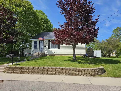 628 Manistique, Manistique, MI 49854