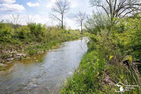 View/Area - 4666 E Dunbar Rd, Monroe, MI 48161 photo 1 of 1