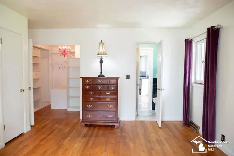 Bedroom - 4666 E Dunbar Rd, Monroe, MI 48161 photo 1 of 6