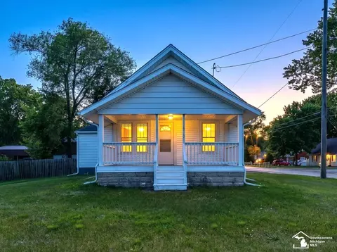 Exterior - 8237 Lewis, Temperance, MI 48182 photo 10 of 10