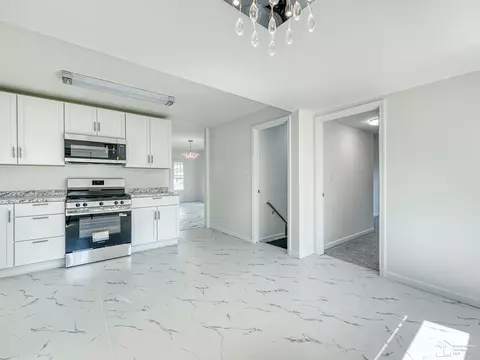 Kitchen - 8237 Lewis, Temperance, MI 48182 photo 4 of 4
