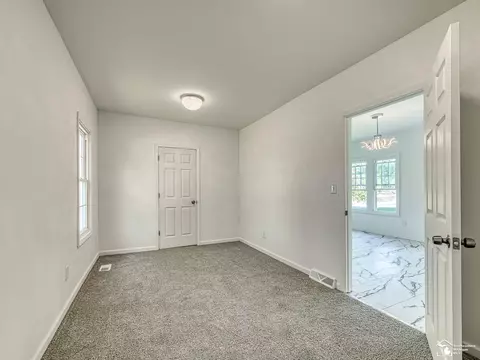 Bedroom - 8237 Lewis, Temperance, MI 48182 photo 4 of 4
