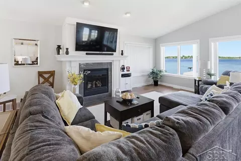 Living - 4984 Dunbar, Gladwin, MI 48624 photo 1 of 3