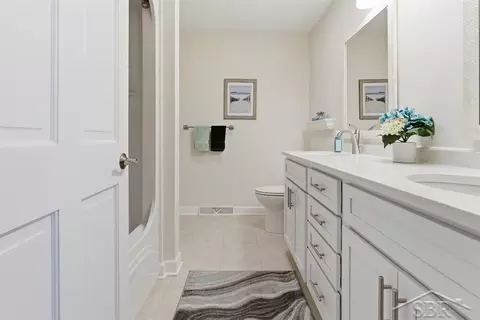 Bath - 4984 Dunbar, Gladwin, MI 48624 photo 3 of 6
