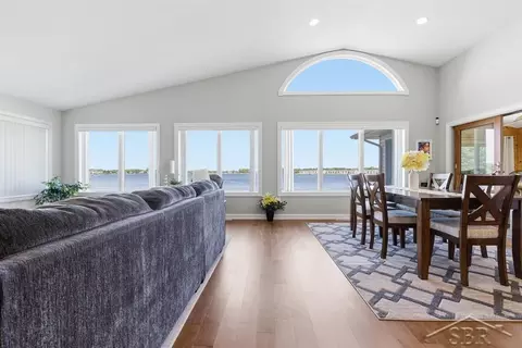 Dining - 4984 Dunbar, Gladwin, MI 48624 photo 1 of 5