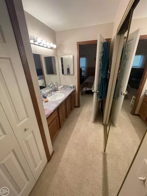 Bath - 23945 Settlers, Macomb, MI 48042 photo 2 of 3