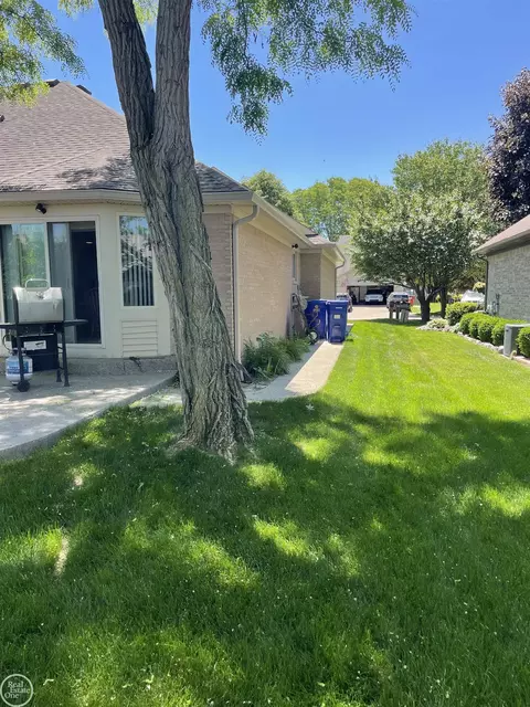 Exterior - 23945 Settlers, Macomb, MI 48042 photo 4 of 4