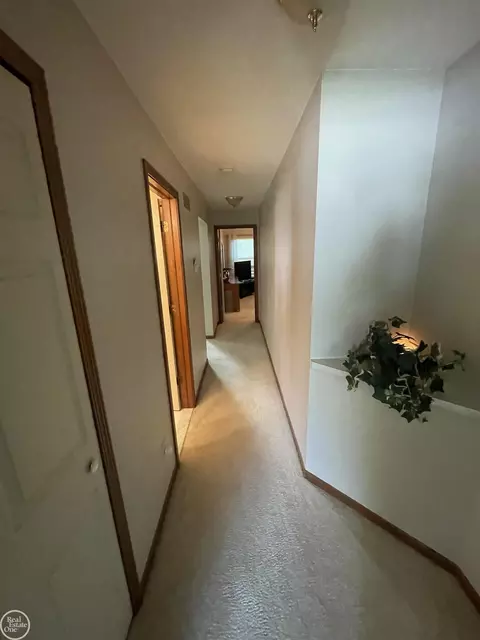Entry Way - 23945 Settlers, Macomb, MI 48042 photo 3 of 5