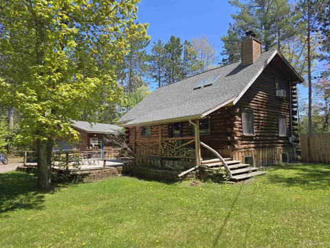 240 Timber, Marquette, MI 49855