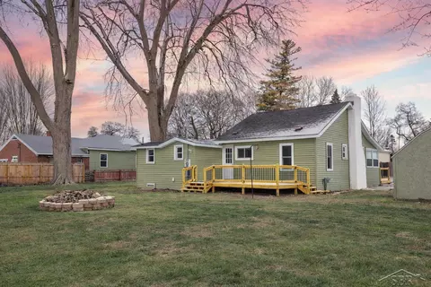 39 Spruce Rdg, Bay City, MI 48706