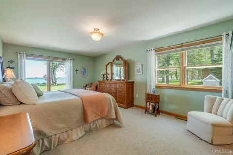 Bedroom - 19105 Diller, Germfask, MI 49836 photo 4 of 11