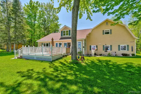 Exterior - 19105 Diller, Germfask, MI 49836 photo 2 of 7