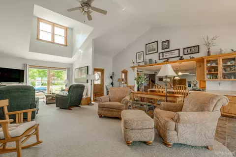 Living - 19105 Diller, Germfask, MI 49836 photo 2 of 8