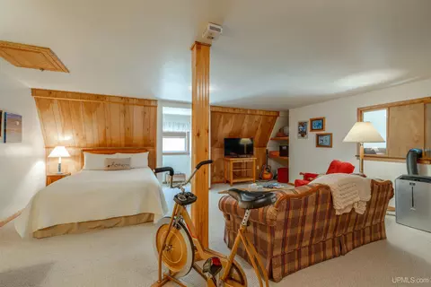 Bedroom - 19105 Diller, Germfask, MI 49836 photo 10 of 11