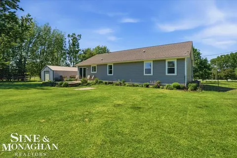 Exterior - 9201 Lambs, Wales, MI 48027 photo 9 of 11
