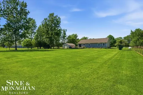 Exterior - 9201 Lambs, Wales, MI 48027 photo 8 of 11