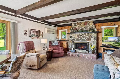 Living - 19422 Mayo, L'anse, MI 49946 photo 1 of 4