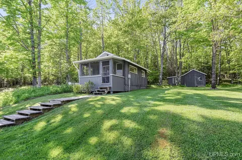 Exterior - 19422 Mayo, L'anse, MI 49946 photo 16 of 23