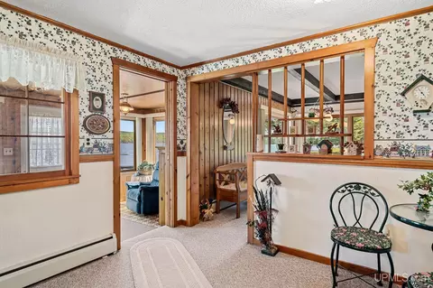 Entry Way - 19422 Mayo, L'anse, MI 49946 photo 1 of 2