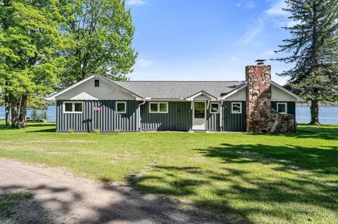 Exterior - 19422 Mayo, L'anse, MI 49946 photo 3 of 23