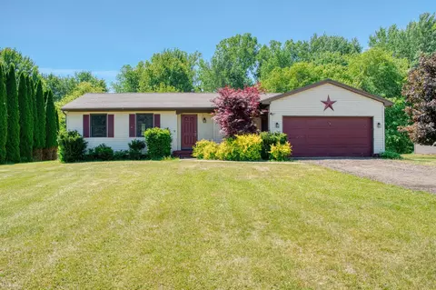 3083 Meadow Brk, Owosso, MI 48867