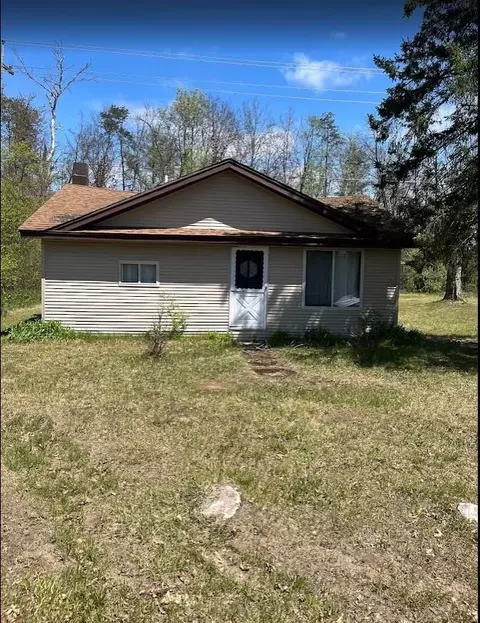 7728 S Forman, Idlewild, MI 49642