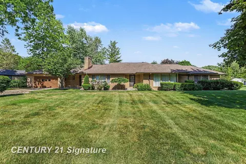 57 E Hannum, Saginaw, MI 48602